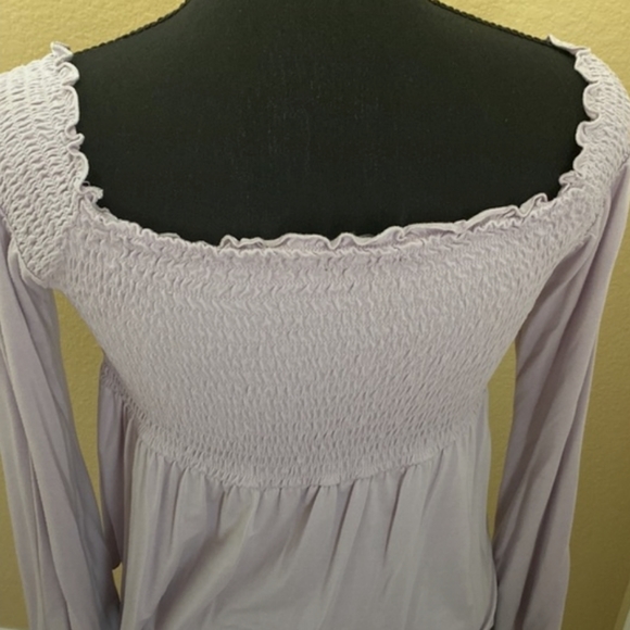 American Eagle Light Purple Long Sleeve Smocked Top with Lettuce Hem - Picture 4 of 4